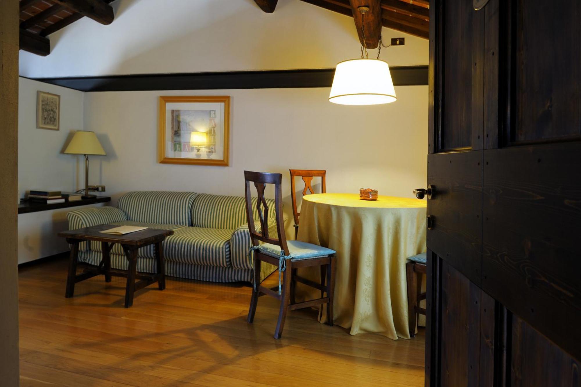 Farm stay La Foresteria Serego Alighieri Sant'Ambrogio di Valpolicella